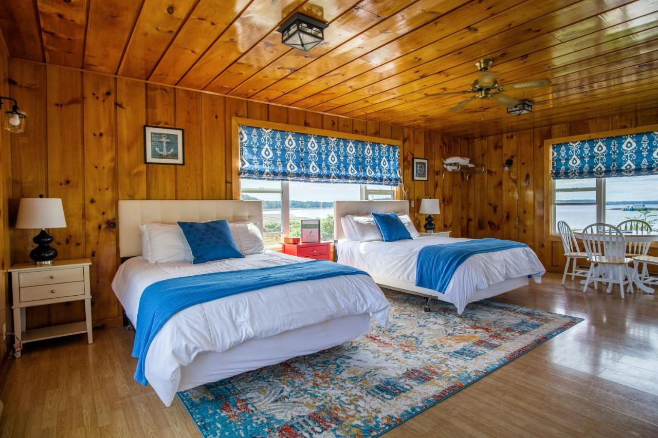 Friars Bay Inn & Cottages Welshpool Zewnętrze zdjęcie